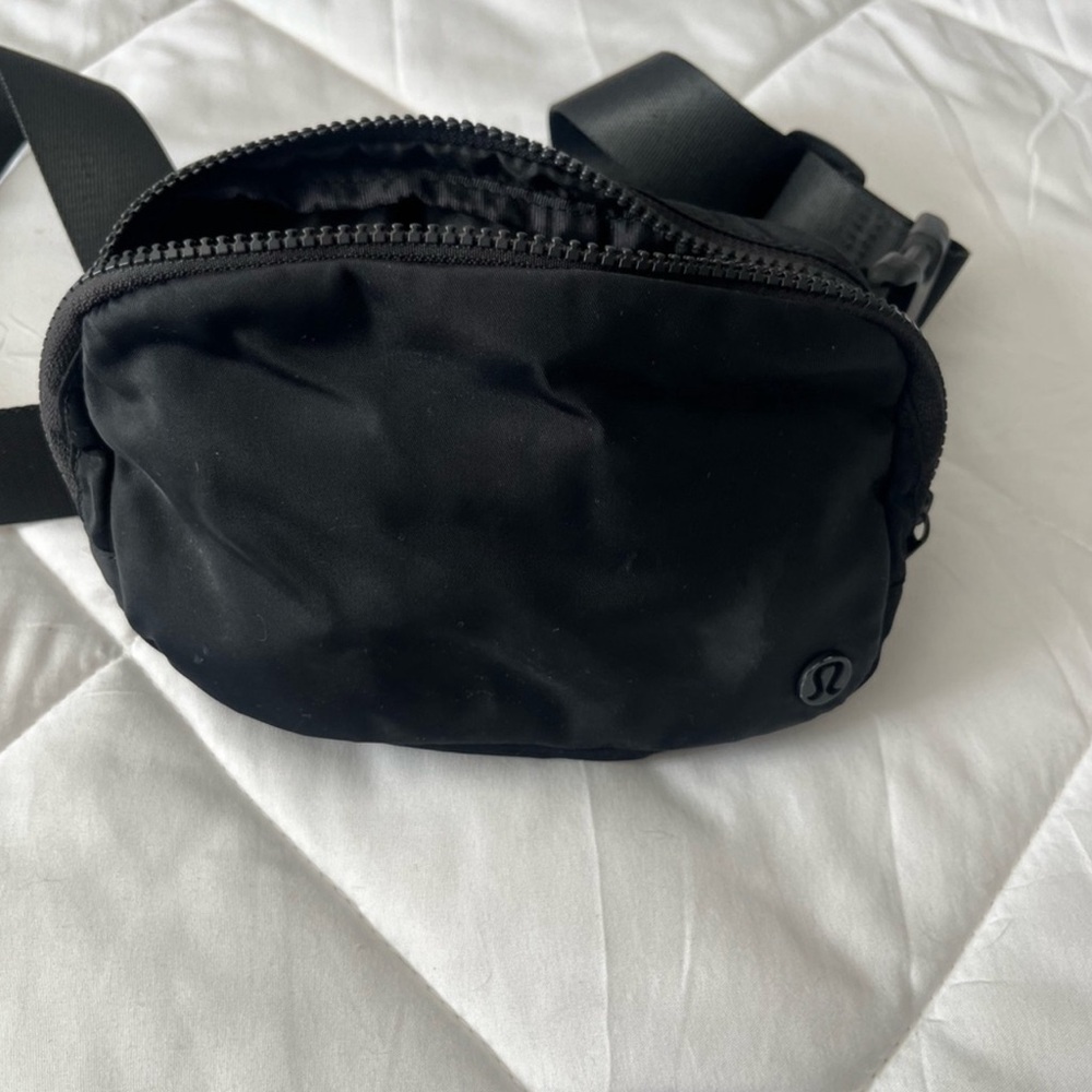 lululemon athletica Black Belt Bag with Adjustable Strap